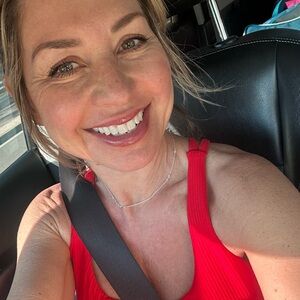 Meet your Posher, Geni